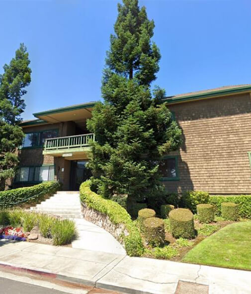 Outside view of Los Gatos California dental office building